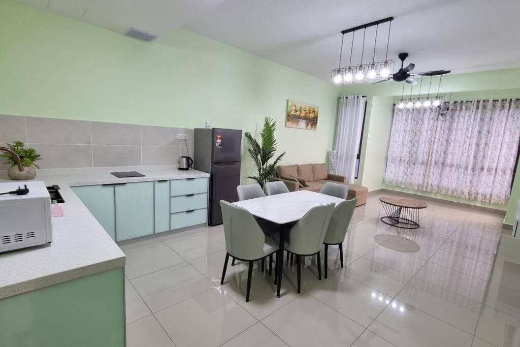 Bali Residence Melaka D'Awan Homestay Exterior foto